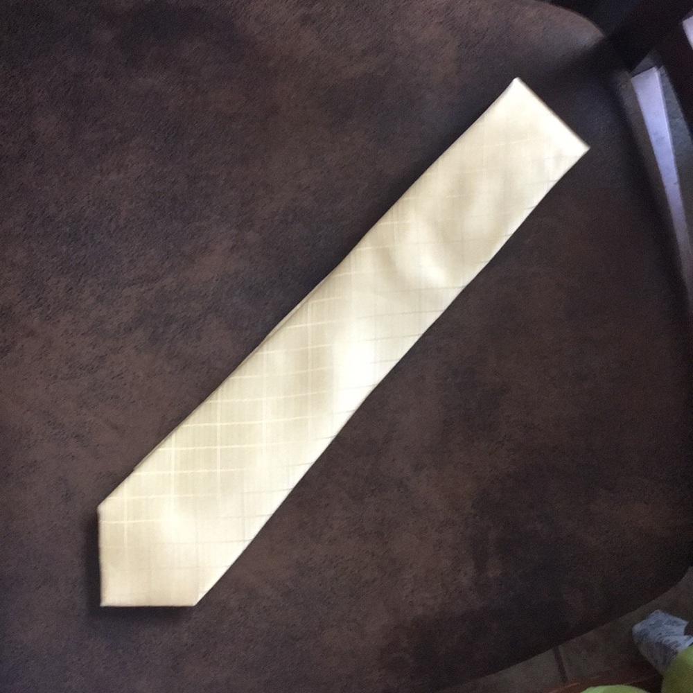 Almost new Calvin Klein tie.