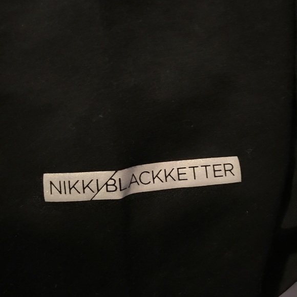 NIKKI BLACKKETTER X GYMSHARK CROP TOP - Picture 4 of 4