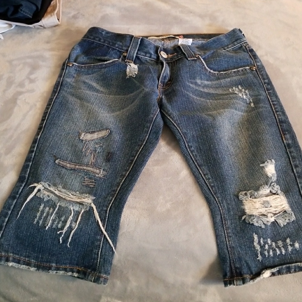 Levi's 504 Slouch capris