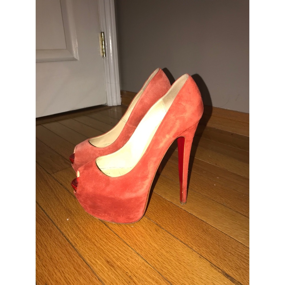 Christian Louboutin Daffodil pumps