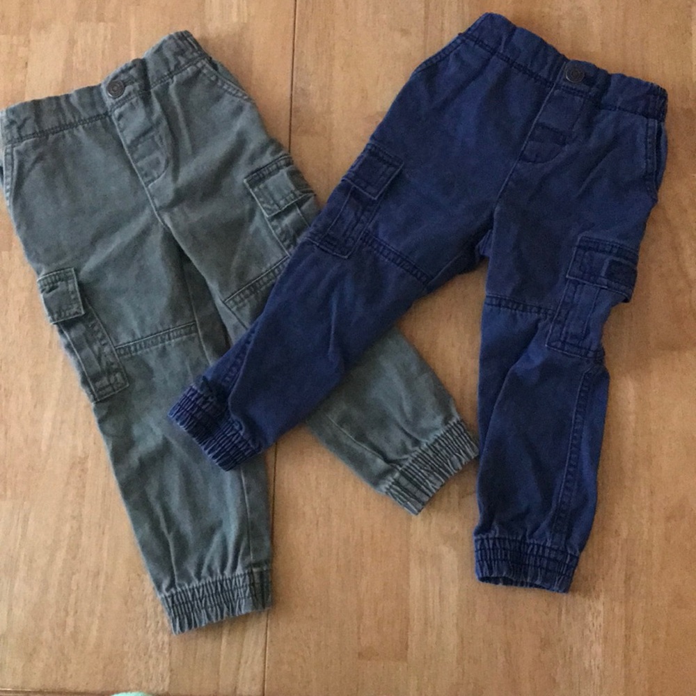 2 pairs of boys 2T pants