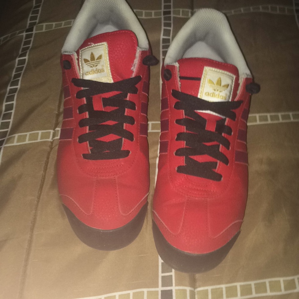 Adidas somoa