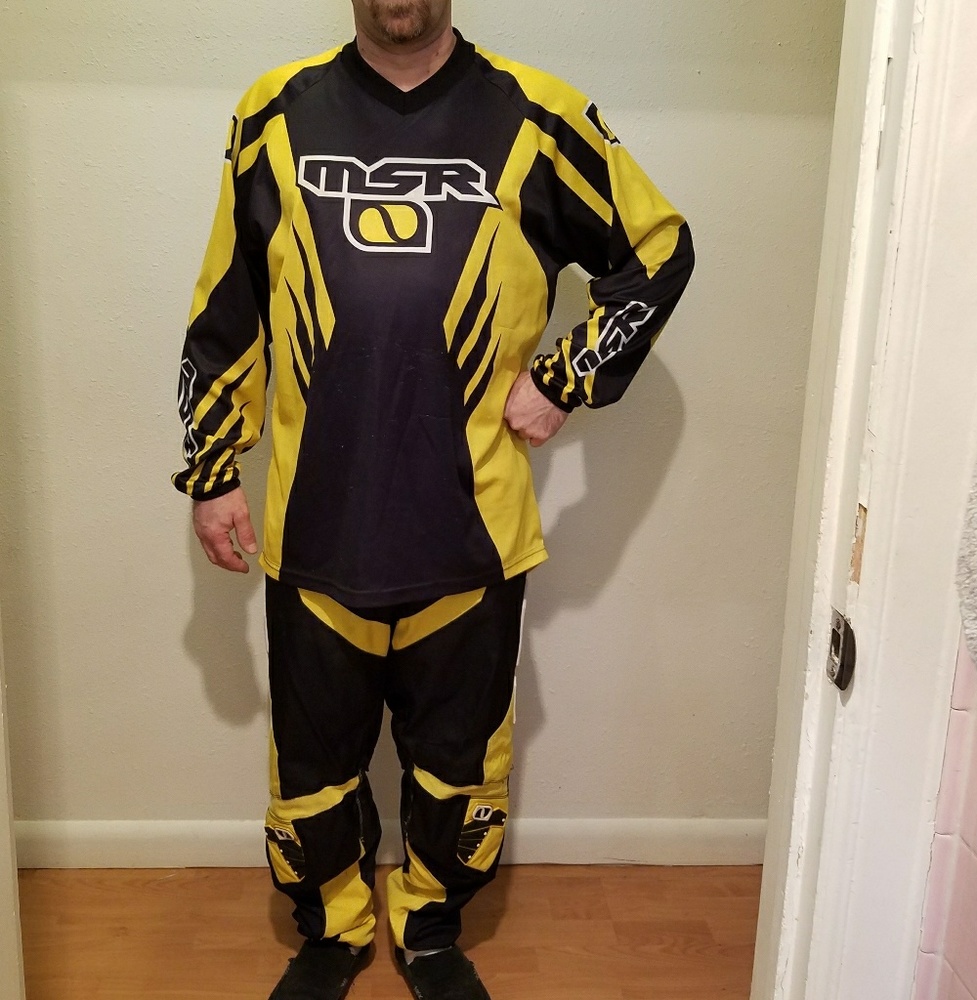 Axxis riding size XL Jersey and size 38 pants