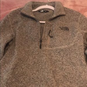 Men’s Northface pullover