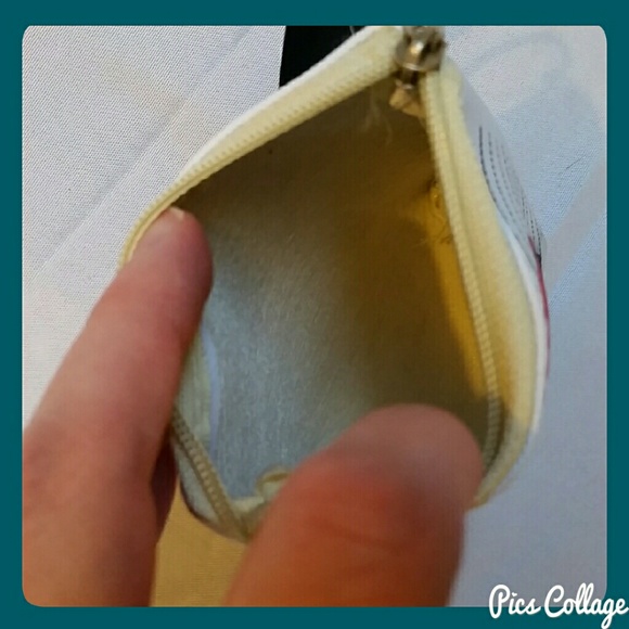 SOLD OUT - Picture 4 of 5