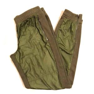 Fabletics army-green pants