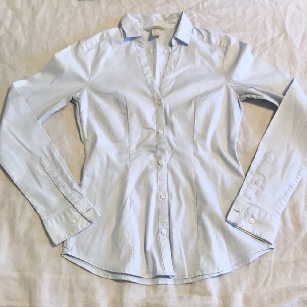 HM Women’s Fitted Button Down Top