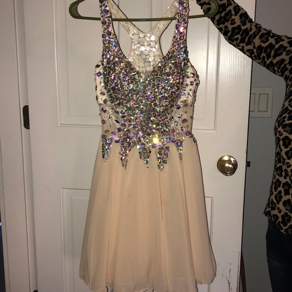 Prom/Formal Event Dress ONLY Worn Once!!! Size 0-2