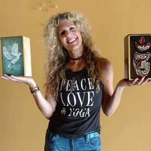 Meet your Posher, Holly