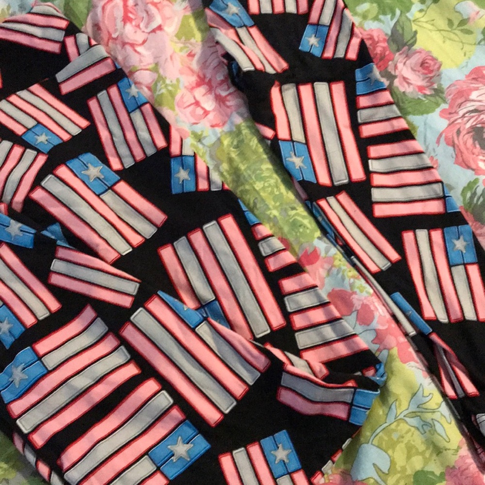 Mommy and me set. Lularoe.