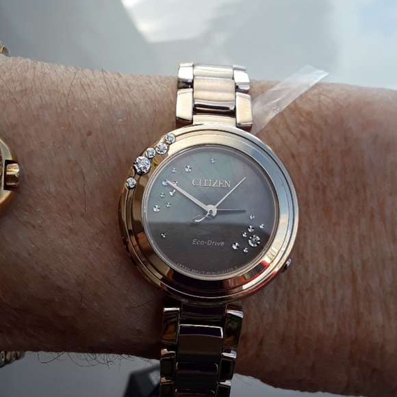 NWT Diamond ladies citizen watch - Picture 3 of 5