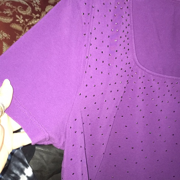 Embellished elegant true purple top - Picture 4 of 4