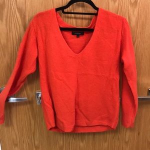 Cotelac orange wool v-neck sweater