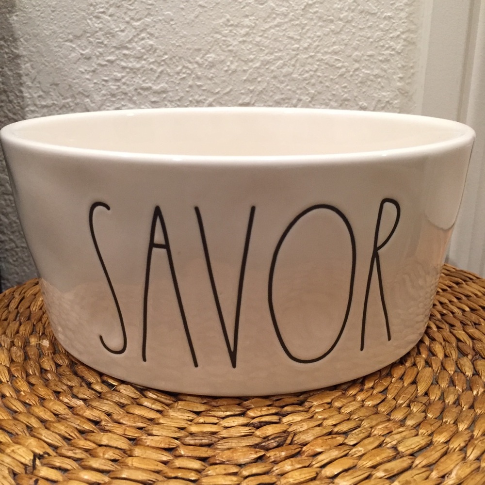 RAE DUNN MAGENTA EXTRA LARGE SAVOR BOWL 8 INCHES