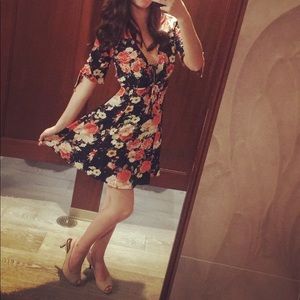 Navy blue floral dress. I am 5’4” and 110lb