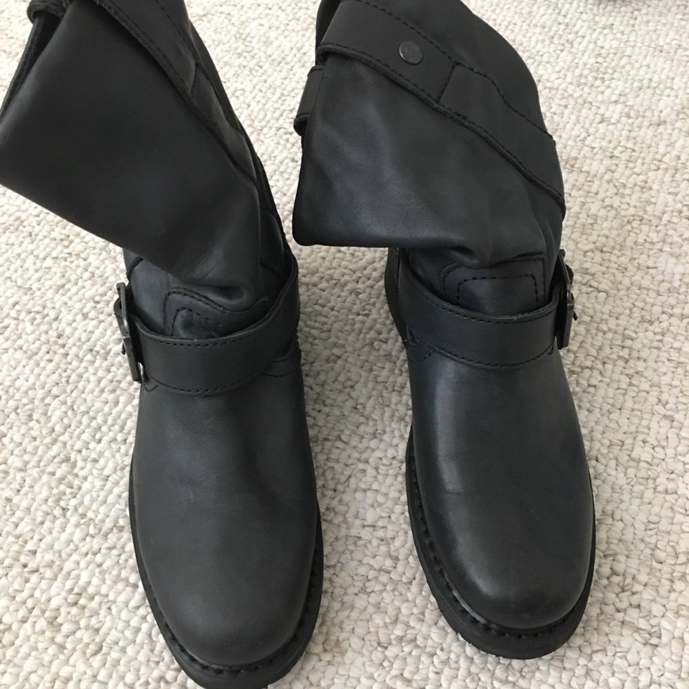 Woman’s size 8.5 Harley Davidson motorcycle boots