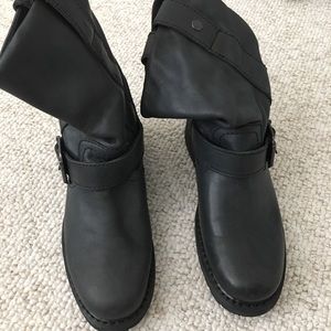 Woman’s size 8.5 Harley Davidson motorcycle boots