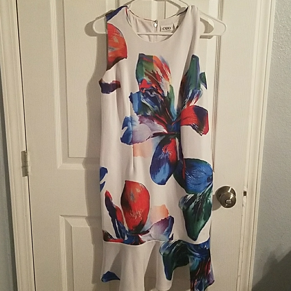 🌺🌺🌺🌺Cato Floral Print Dress 🌺🌺🌺🌺