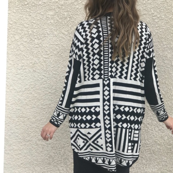 SALE ❗️CARDIGAN SWEATER PRINT - Picture 5 of 5