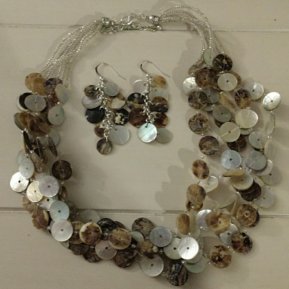 5️⃣for🔟 Avon Necklace and Earrings