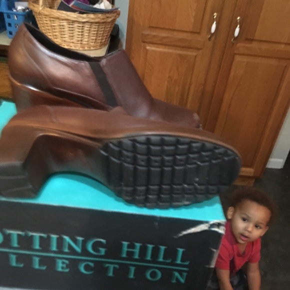 Very lightly worn Dansko heeled booties! MSRP $155 - Picture 2 of 8