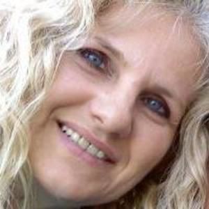 Meet your Posher, Rose