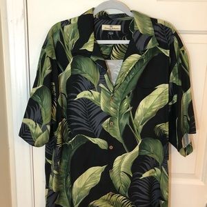 Tommy Bahama shirt like new
