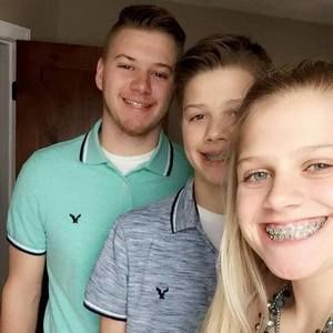 Meet your Posher, Lance