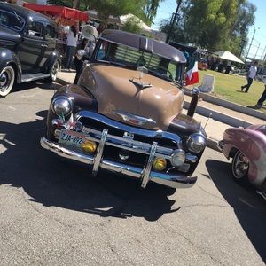 Meet your Posher, Eduardo