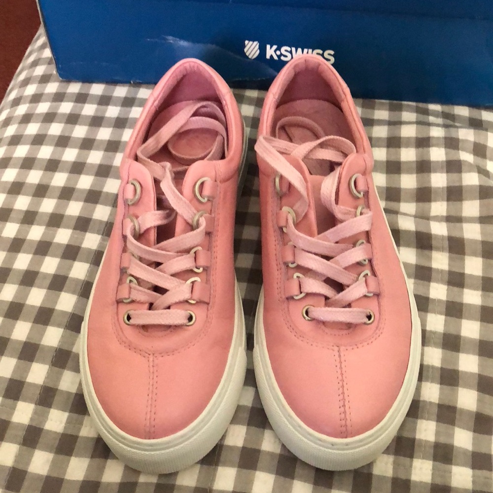 Pink leather K-Swiss sneakers