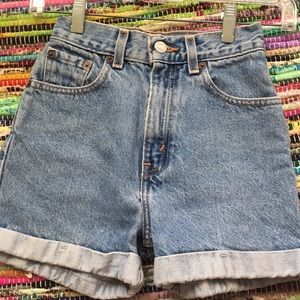 high wasted levis shorts