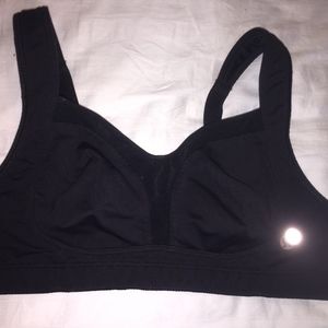 Lululemon bra