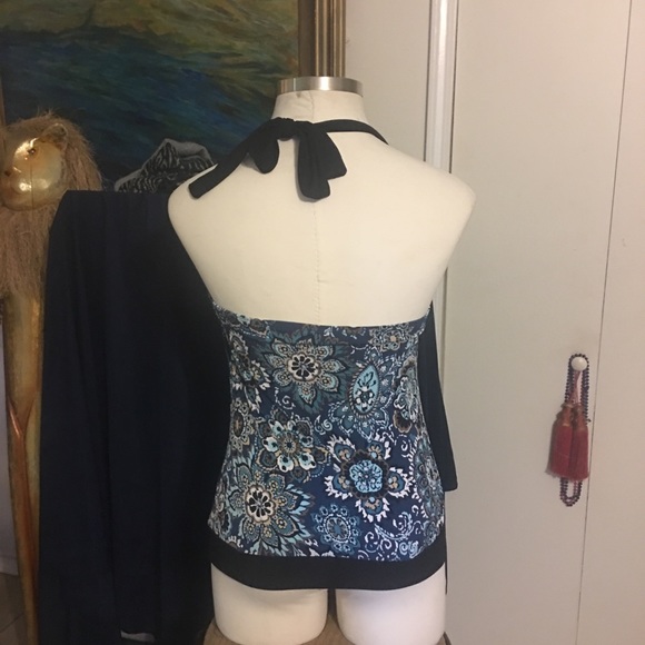 🔴BCX TOP - HALTER TIE SIZE LARGE - Picture 2 of 4