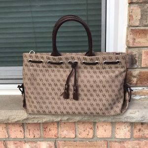Dooney & Bourke tan bag