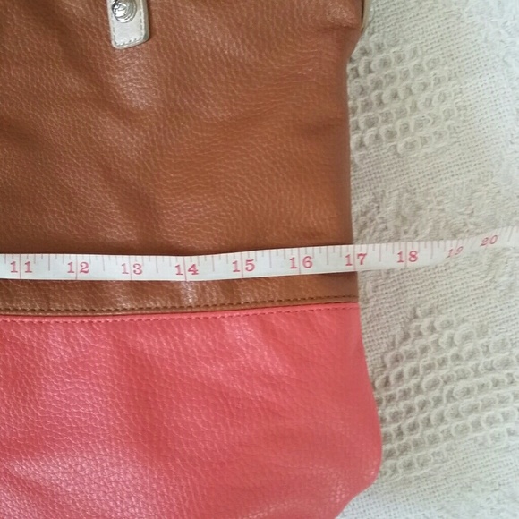 FIRM Large Jessica Simpson Satchel Tote EUC - Picture 5 of 8