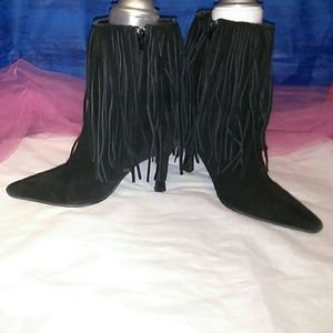 Like new amazing size 9 Great w/fringe