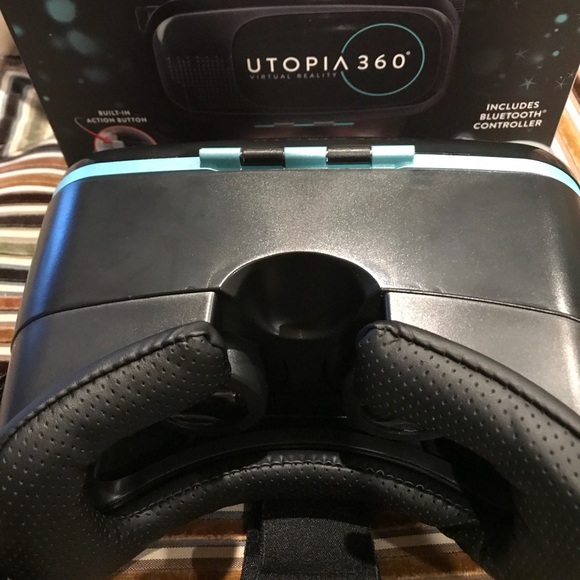Utopia 360 VR Interactive Headset - Picture 3 of 3