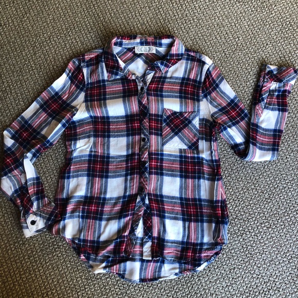 Lightweight plaid top - Picture 1 of 2