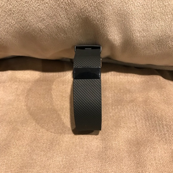 Fitbit Charge HR - New - Picture 1 of 4
