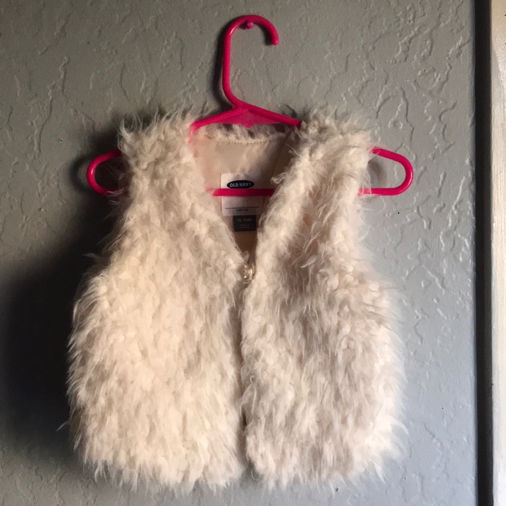 Faux fur Old Navy Vest