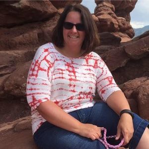 Meet your Posher, Julie