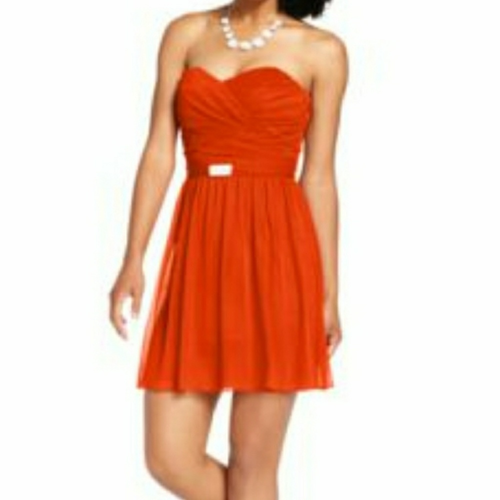 Red Strapless Homecoming Dress - Picture 8 of 8