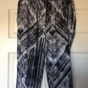 Lululemon lounge pants
