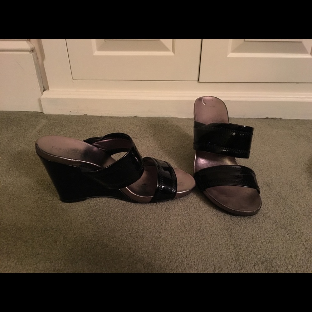 Wedge sandals