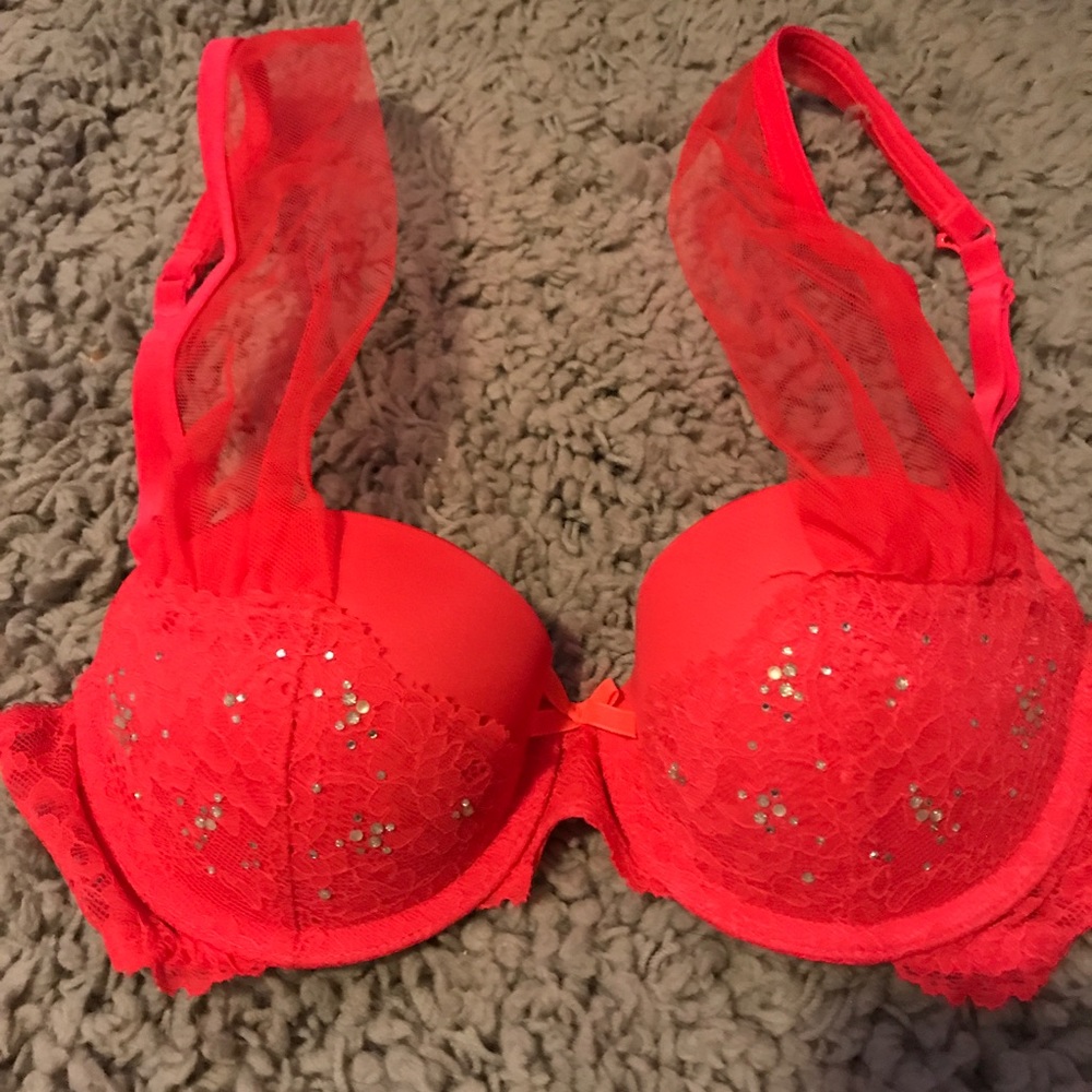 VS dream angels bra 32C price firm :)