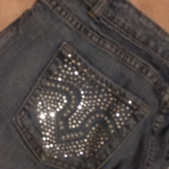 4/$50 Cache Embellished Jeans w/ bling 8 x 33 - Picture 6 of 7