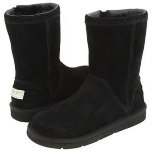 UGG Roslynn Boots
