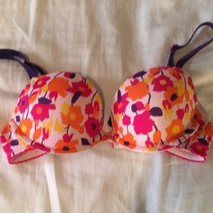 28D pink floral bra from Cleo