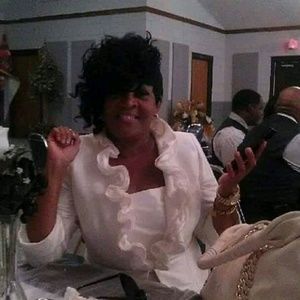 Meet your Posher, Leslie