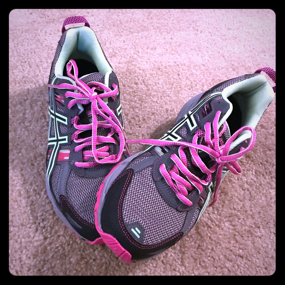 Asics sneakers/running shoes